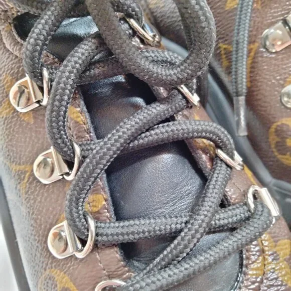 Louis Vuitton Boots Women Dark Brown Leather (calf) 660-073025 - Picture 4 of 9